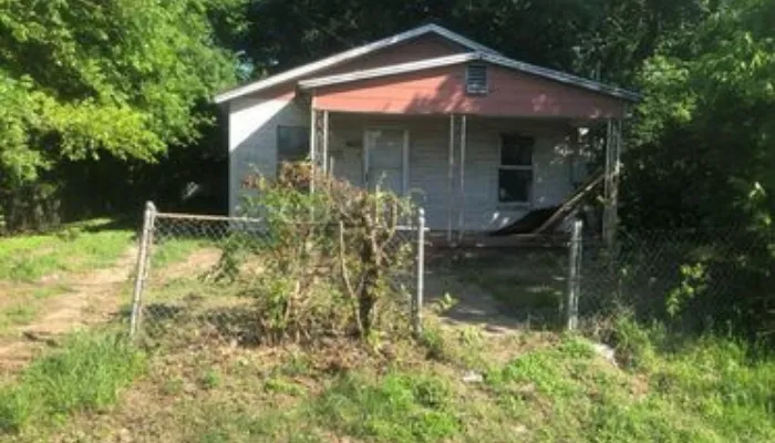 Foreclosure property in Waco, TX - purchased by Hippie Home Buyers in November 2022