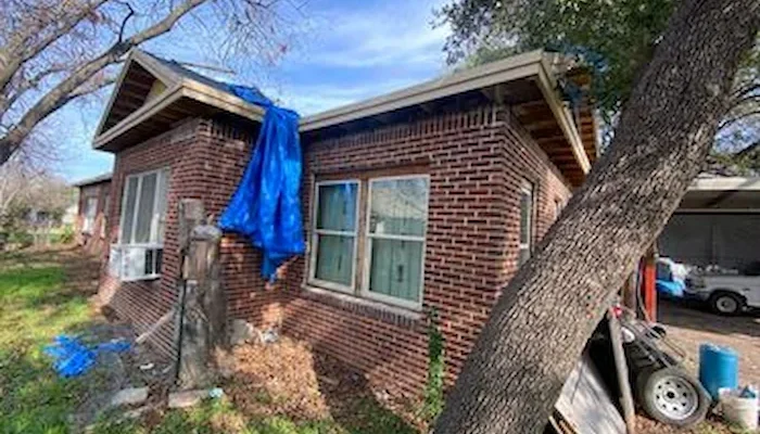 Foreclosure property in Hewitt Texas purchased by Hippie Home Buyers
